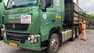 Xử lý xe quá tải, cần quản chặt từ gốc