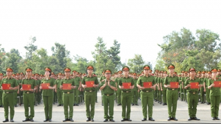 Trường Cao đẳng CSND II trao bằng tốt nghiệp cho hơn 1380 học viên Cảnh sát khóa K30S