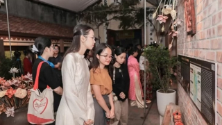 Tìm đường cho sơn mài “sống” trong đời sống đương đại