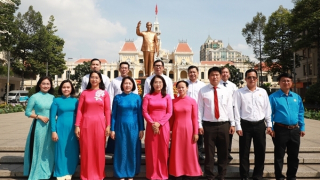 Nhiều hoạt động sôi nổi nhân kỷ niệm 51 năm Ngày thống nhất đất nước