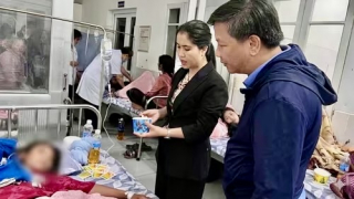 64 người nhập viện nghi ngộ độc bánh mì ở Hướng Hóa