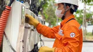 Tiêu thụ điện dịp nghỉ lễ tăng mạnh, sẵn sàng các phương án đảm bảo cấp điện khi phụ tải tăng cao