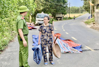Giữ bình yên từ những con đường quê ở vùng “đất lửa”