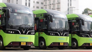 Phương tiện mới, vận hành thông minh, xe buýt vẫn chưa thể tạo đột phá