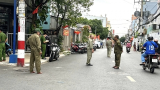 Nam thanh niên tử vong bất thường dưới sảnh tòa nhà cao tầng