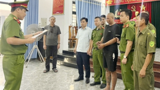 Bắt khẩn cấp đối tượng xông vào trụ sở Công an chém cán bộ trọng thương