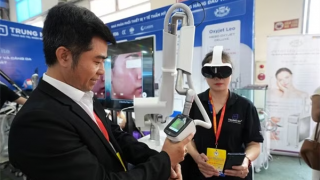 Int'l medical, pharmaceutical expo opens in Hanoi