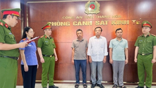 Chủ tịch UBND xã câu kết với nhà thầu lập khống hồ sơ để rút tiền ngân sách