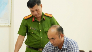 Cần tiền trả nợ và tiêu xài cá nhân, mạo danh sĩ quan Quân đội để lừa đảo