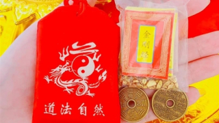 “Thầy bói cõi mạng” tái xuất