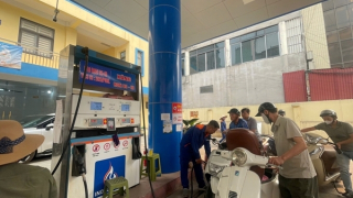Giá xăng dầu đồng loạt giảm