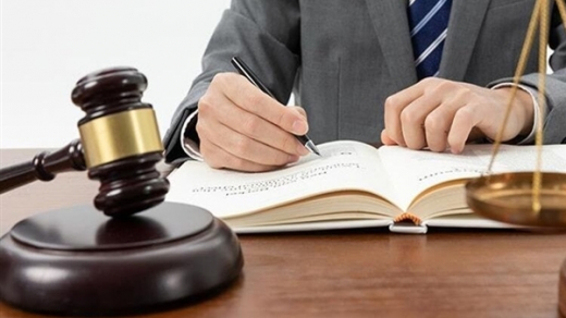 Bàn về ngôn ngữ pháp quy