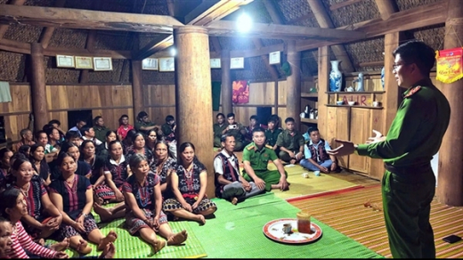 Người thầy an ninh ở Avương