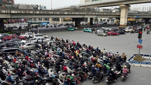 Hơn 1.800 camera AI ở Hà Nội hoạt động, người dân tham gia giao thông trật tự hơn