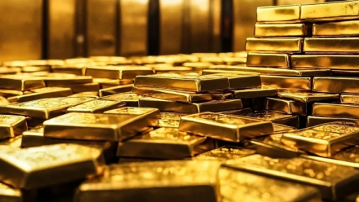 Giá vàng tạm “thoái trào” sau khi lập đỉnh