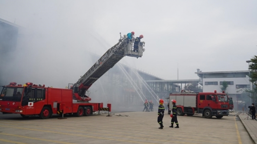 Thái Nguyên diễn tập ứng phó thảm họa cháy lớn, huy động gần 1.500 người