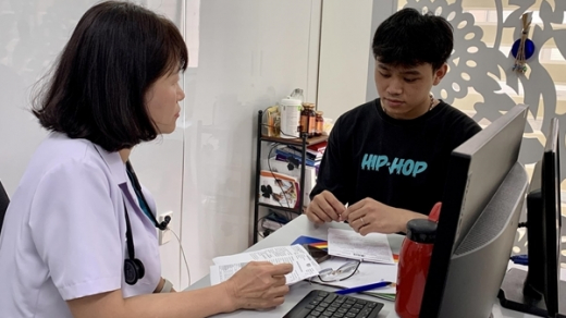 Nhiều bệnh nhân không được cấp thuốc ngoại trú hơn 30 ngày, Bộ Y tế yêu cầu thực hiện nghiêm