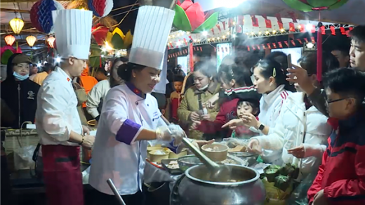 Hơn 100 nghìn lượt du khách tham dự Liên hoan Ẩm thực – Du lịch Ninh Bình 2025