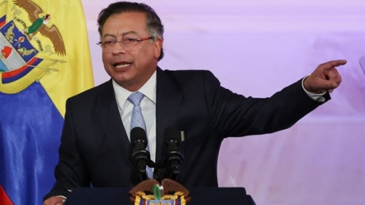 Tổng thống Colombia tuyên bố sẵn sàng “cầm vũ khí” nếu Mỹ can thiệp quân sự