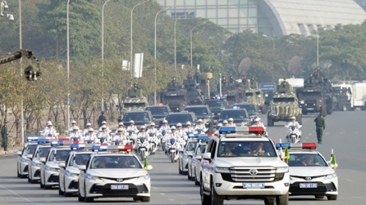 Ngắm dàn khí tài đặc chủng hiện đại của lực lượng Công an trong Lễ xuất quân