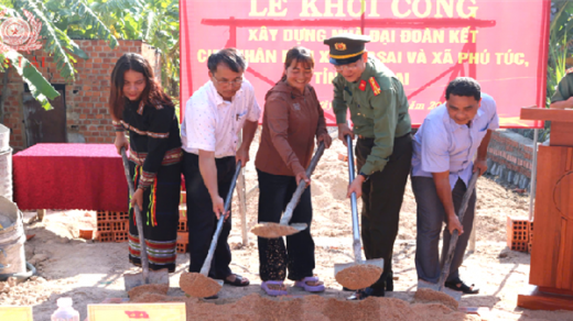 Công an Gia Lai khởi công, sữa chữa 23 căn nhà cho các hộ có hoàn cảnh khó khăn