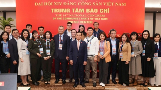 Ghi tại Trung tâm Báo chí ngày đầu tiên diễn ra Đại hội XIV