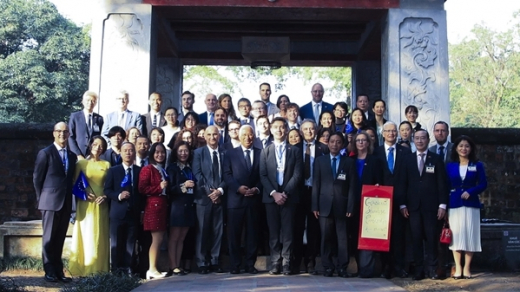 Chủ tịch Hội đồng châu Âu thăm Văn Miếu - Quốc Tử Giám