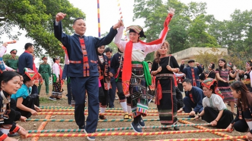 Xây dựng nền tảng văn hóa vững chắc cho an ninh con người và trật tự xã hội