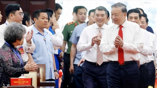 Thành phố Hồ Chí Minh cần tiếp tục vai trò dẫn dắt tăng trưởng