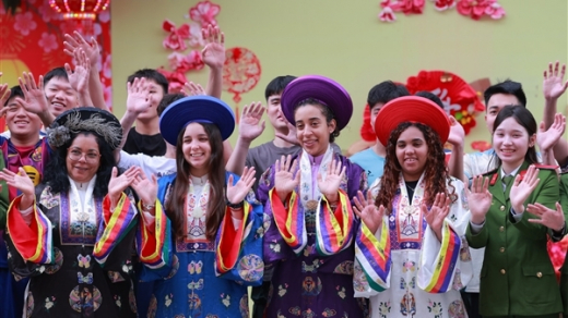 Sinh viên nước ngoài vui Tết Việt tại Học viện Cảnh sát nhân dân