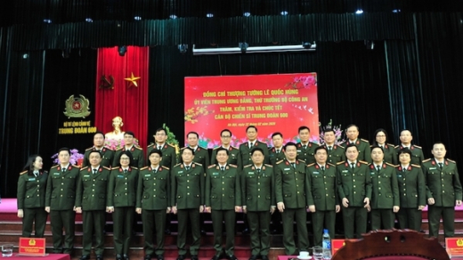 Thứ trưởng Lê Quốc Hùng kiểm tra công tác trực Tết, chúc Tết cán bộ, chiến sĩ