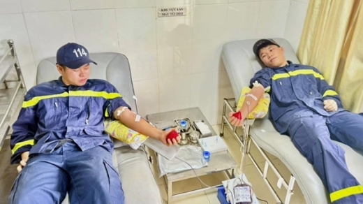 Những giọt máu nghĩa tình người chiến sĩ thắp sáng sự sống đầu xuân