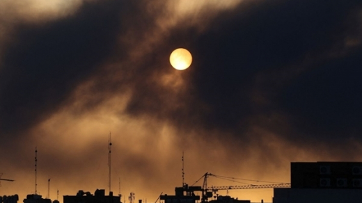 Châu Âu giữa hai bờ thực tại