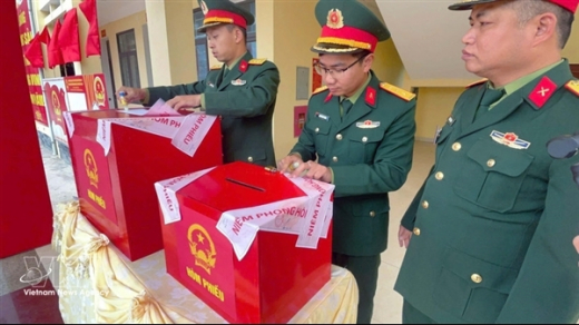 Early voting held on frontline islands, at border guard stations