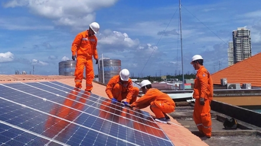 Bài 2: Điểm sáng trong tiết kiệm năng lượng, chuyển đổi xanh