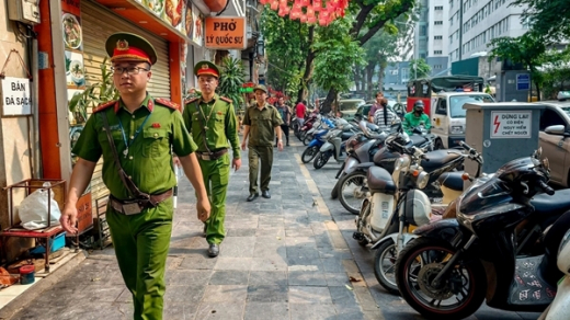 Công an phường Hoàn Kiếm gỡ "điểm nghẽn" về trật tự đô thị
