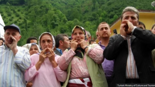 Nơi người dân châu Âu vẫn giao tiếp bằng huýt sáo