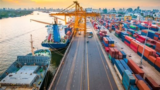 Gắn các cảng biển mới xây dựng với những tuyến vận tải khối lượng lớn