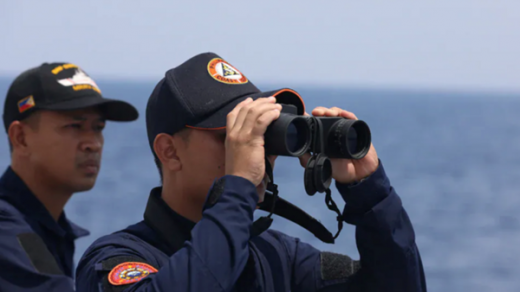 Thu thập dữ liệu quân sự dưới vỏ bọc dân sự