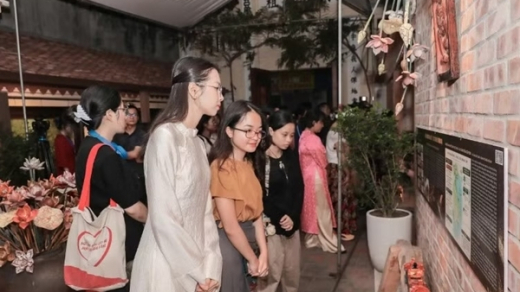 Tìm đường cho sơn mài “sống” trong đời sống đương đại