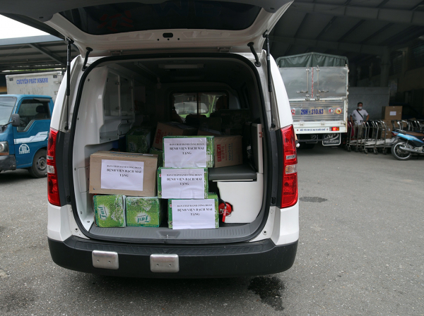 Bộ y tế gửi hàng trăm thiết bị y tế hỗ trợ TP Hồ Chí Minh -0