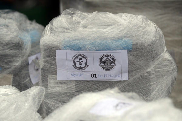 Bộ y tế gửi hàng trăm thiết bị y tế hỗ trợ TP Hồ Chí Minh -2
