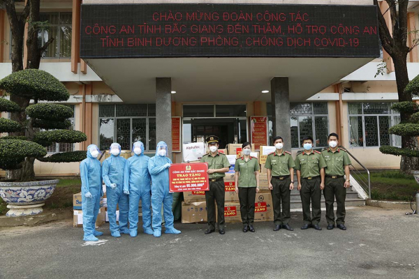 Đoàn Công an tỉnh Bắc Giang đã có mặt tại TP Hồ Chí Minh và tỉnh Bình Dương -1