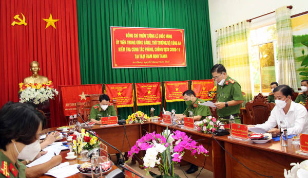 Thứ trưởng Lê Quốc Hùng kiểm tra công tác phòng, chống dịch COVID-19 tại Trại giam Định Thành -0
