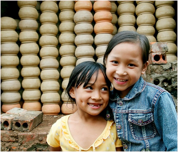 “Làng Việt xưa và nay”  và những câu chuyện giản dị -0