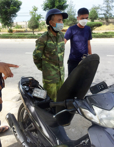Trộm xe máy từ Nghệ An vào Quảng Nam định “thông” chốt kiểm soát dịch -0