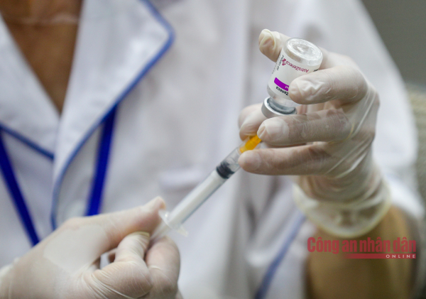 Quận Đống Đa hoàn thành tiêm vaccine cho ba phường -1