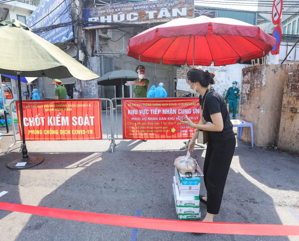 Hà Nội: Người dân phường  Chương Dương  được  đảm  bảo  đủ lương thực, thực phẩm -0