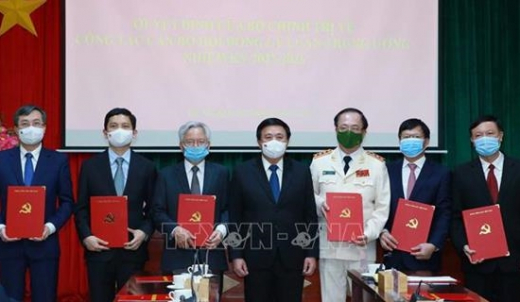 Thượng tướng Nguyễn Văn Thành giữ chức vụ Phó Chủ tịch thường trực Hội đồng lý luận Trung ươn -0