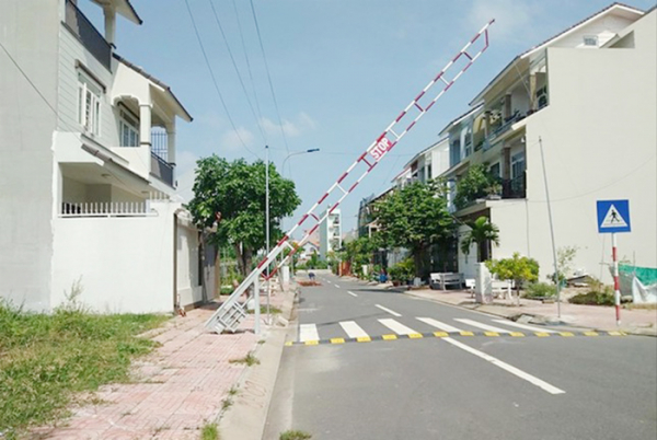 Vì sao hàng loạt lãnh đạo 2 thành phố lớn bị kỷ luật? -0